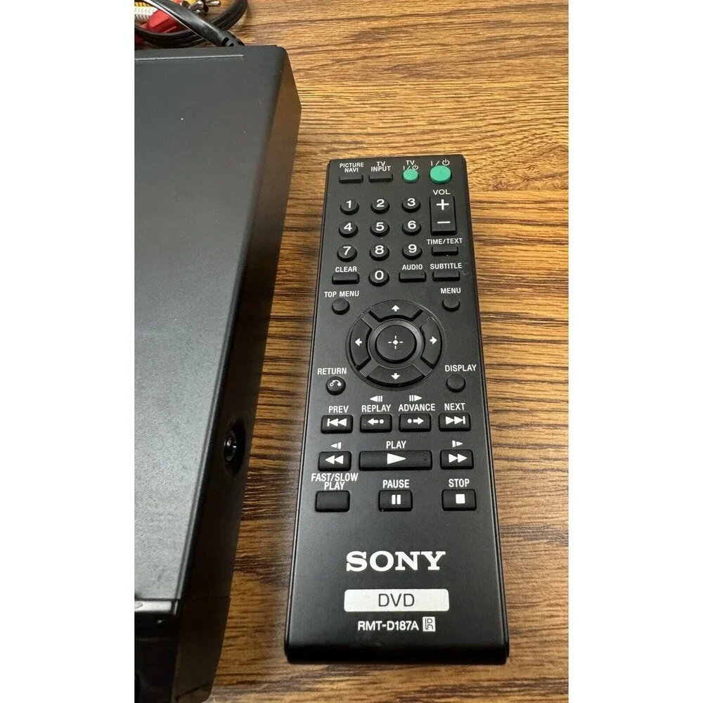 Sony CD/DVD/DVD+RW/+R/+R DL/-RW/-R/-R DL/JPEG/MP3; REMOTE,‎ DVP-SR200P, TESTED